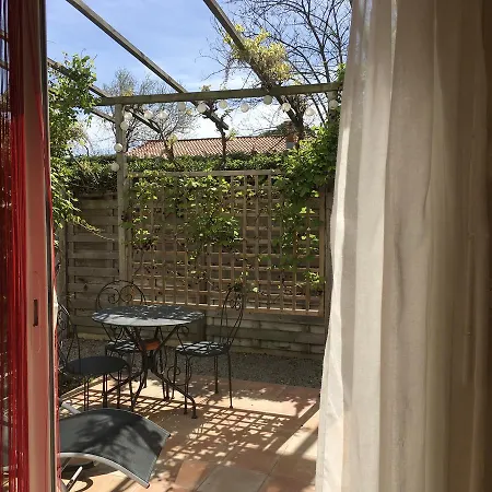 D'anne Apartment *